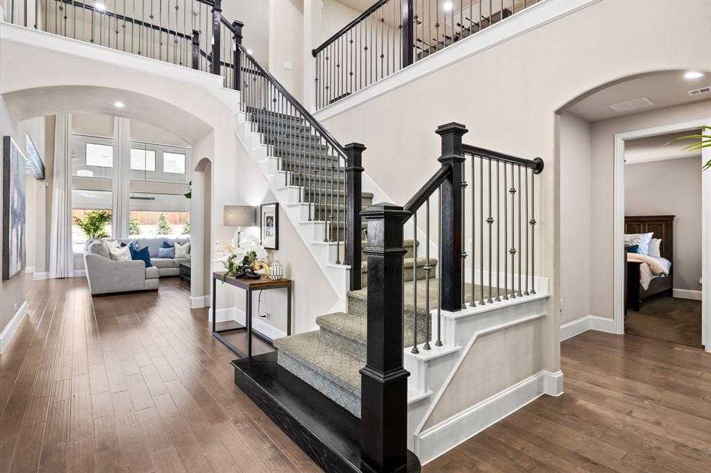 2710 Corral Drive