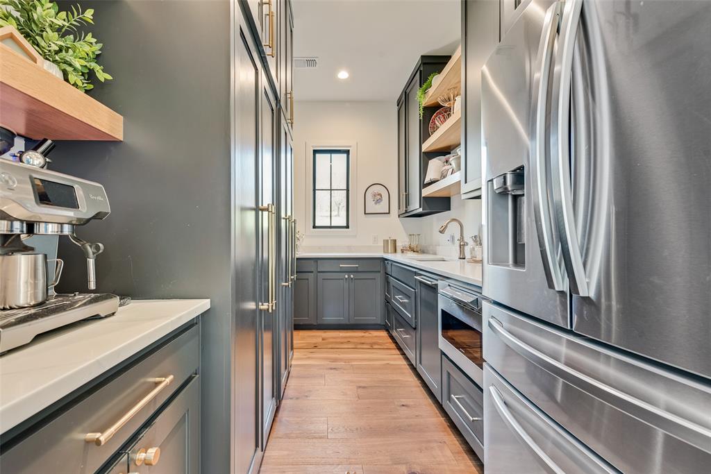 R Pena - Residential