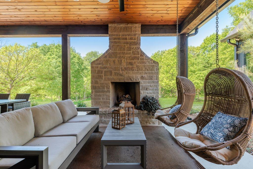 R Pena - Residential