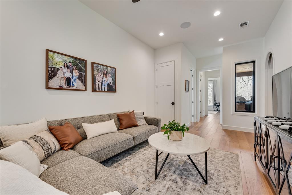 R Pena - Residential