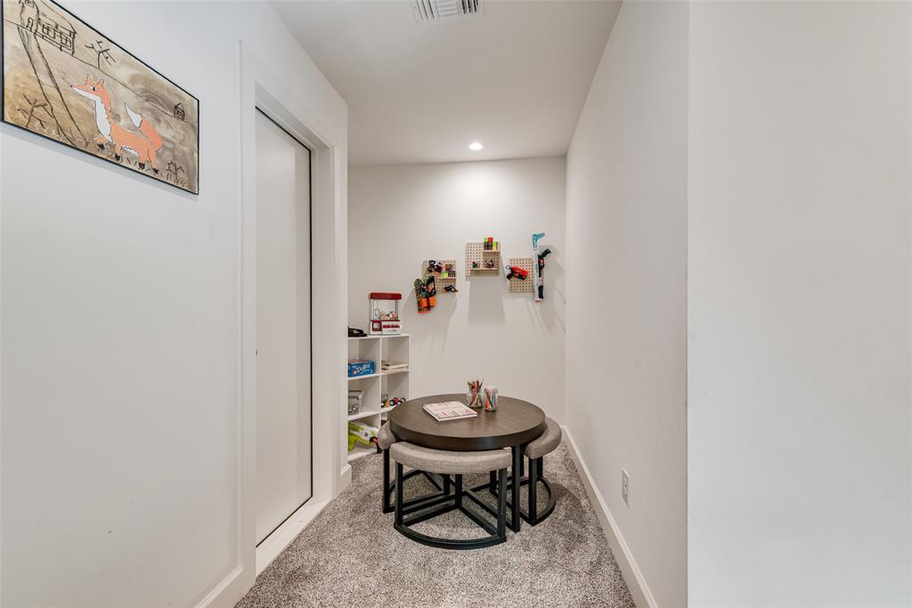 R Pena - Residential