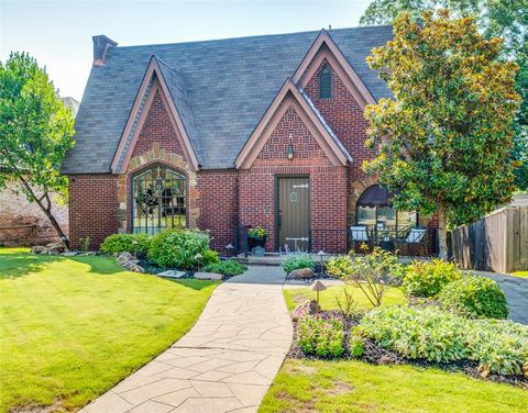 6804 Vivian Avenue Dallas TX 75223