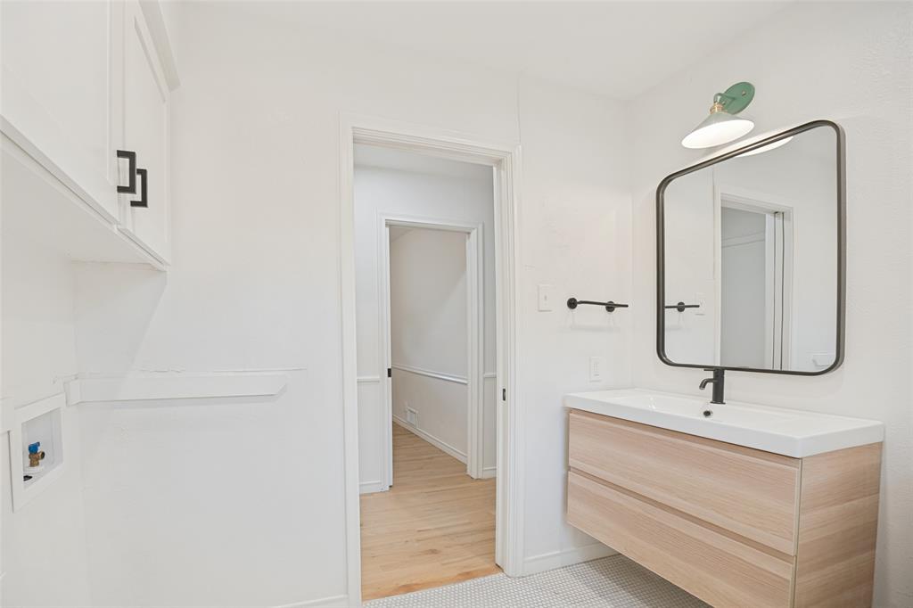 Merriman Manor - Residential