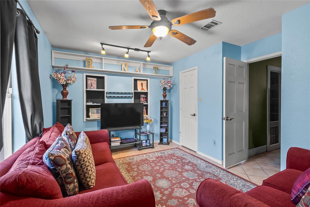 Hulen Meadow Add - Residential