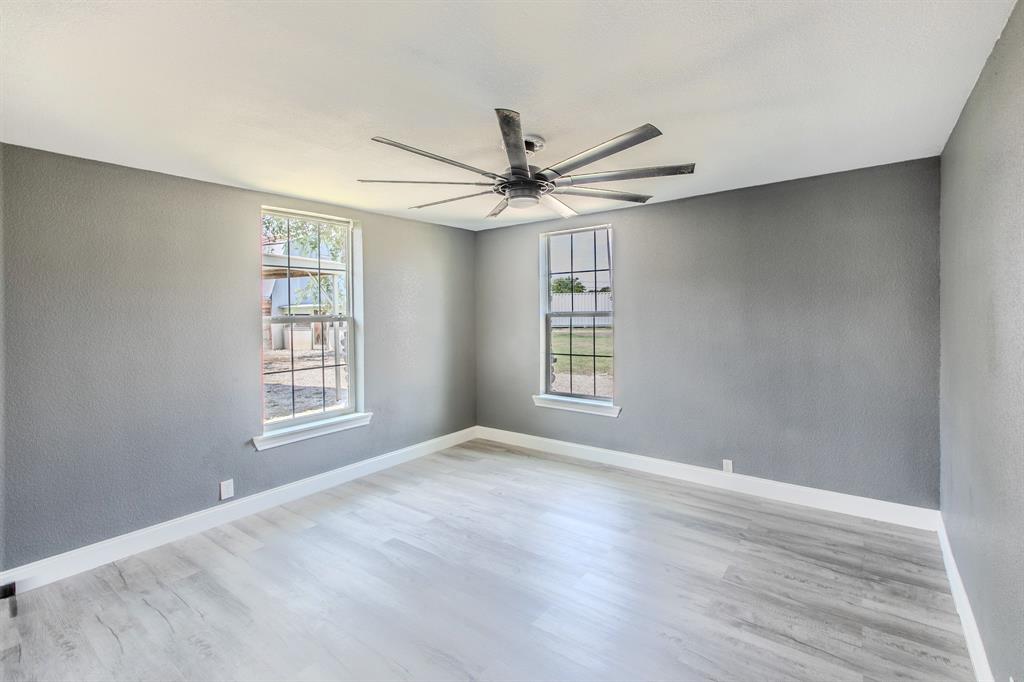 WESTERN HILLS - Residential