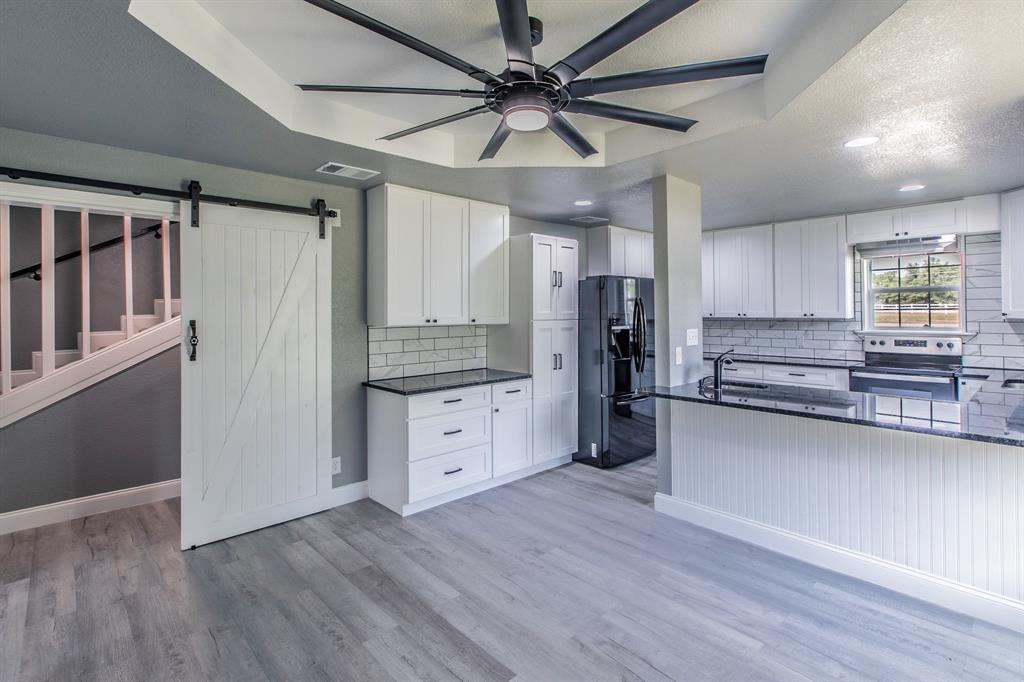 WESTERN HILLS - Residential