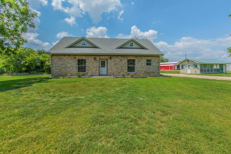 Discover the perfect blend of space, comfort, and convenience with this stunning four-bedroom, three-bath home situated on over 2 ½ acres. Featuring a striking rock exterior and thoughtfully updated interior, this two-story residence offers timeless style with modern upgrades throughout.
Inside, you’ll find an inviting layout designed for today’s lifestyle—generous living areas, a modernized kitchen, and spacious bedrooms ideal for both family living and entertaining. The property also includes a versatile workshop and a greenhouse, perfect for hobbyists, gardeners, or those seeking extra storage and work space. Set in a central location, this home provides the best of both worlds: privacy and room to spread out, yet just minutes from Midway ISD, shopping, and hospitals. Whether you’re raising a family, investing, or looking for a retreat with convenience, this property is an exceptional opportunity.
Call me today to schedule your private showing and see how this home can meet your needs.