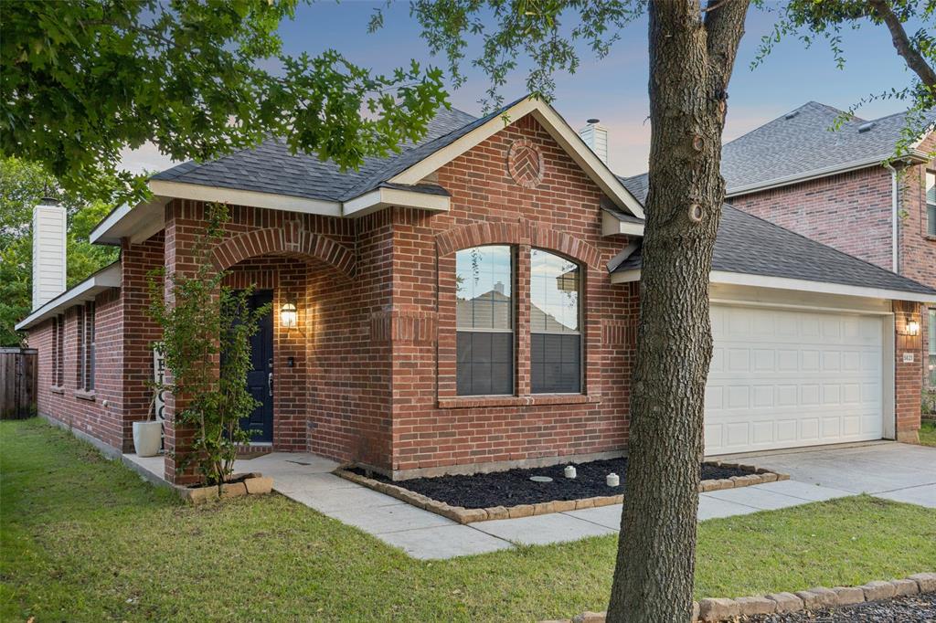 5621 Crestwood Drive
