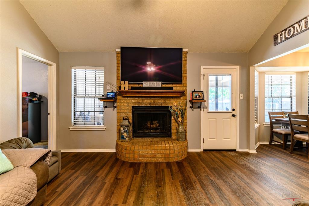 Sierra Plaza - Residential