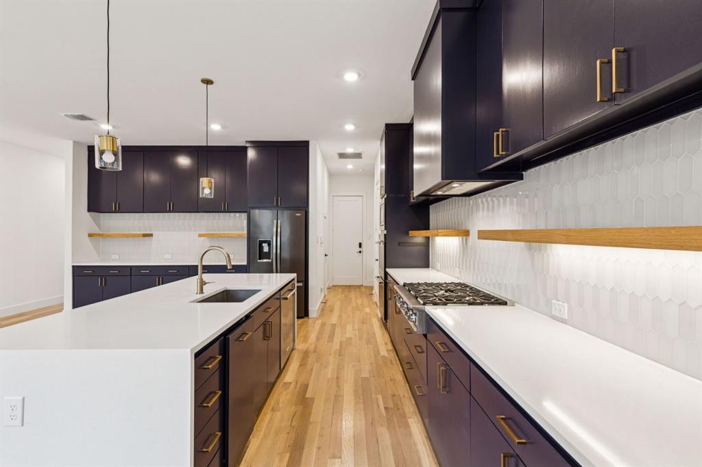 3959 Bowie Lane