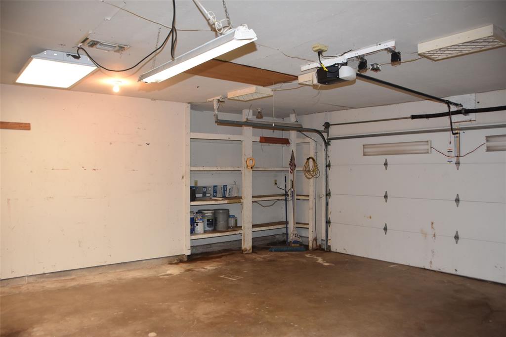 ALEXANDER MCGAHEY ABST 960 PG 135 TR 9 ACS 2.096 V - Residential