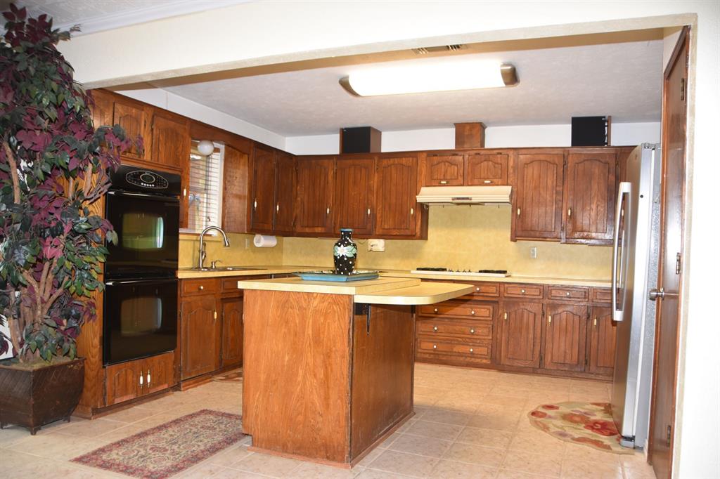 ALEXANDER MCGAHEY ABST 960 PG 135 TR 9 ACS 2.096 V - Residential