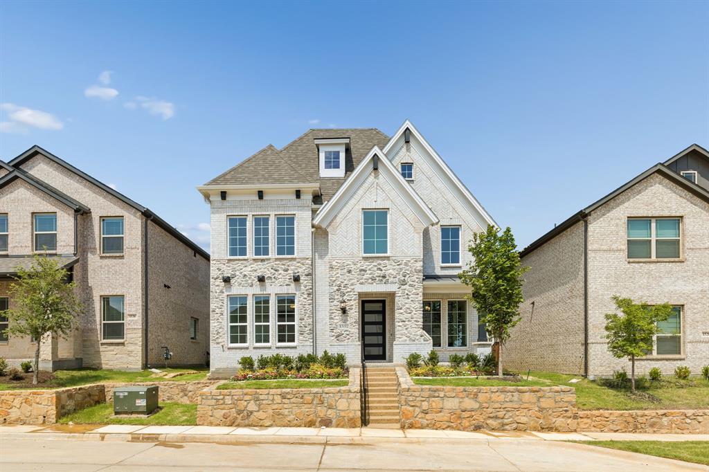 1532 Euclid Alley