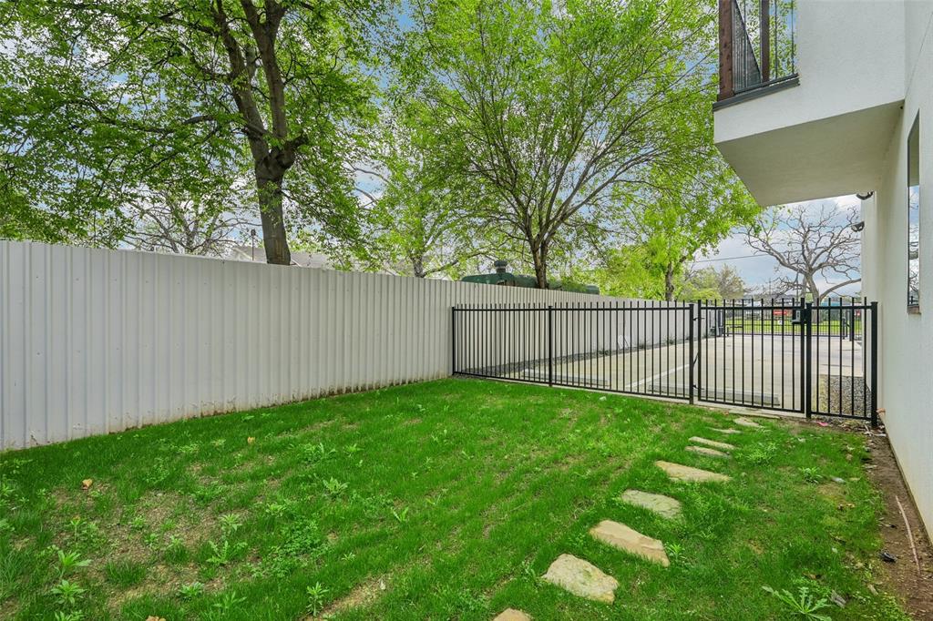 Mirar at the Cedars - Residential