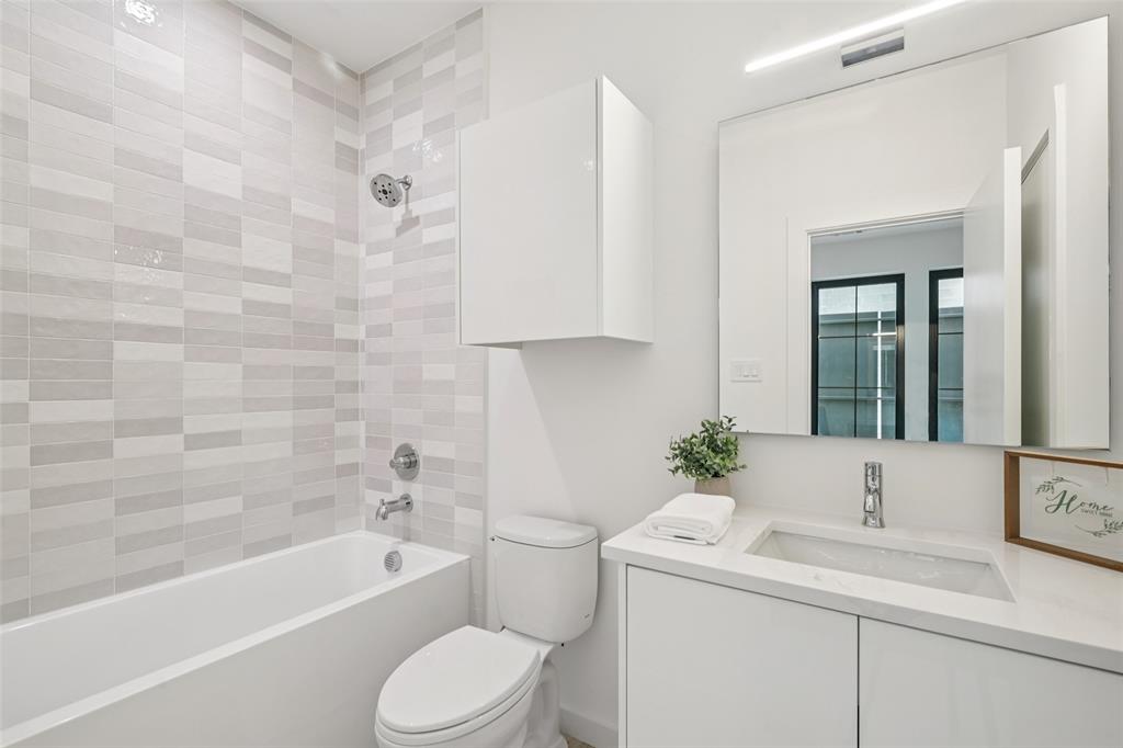 Mirar at the Cedars - Residential