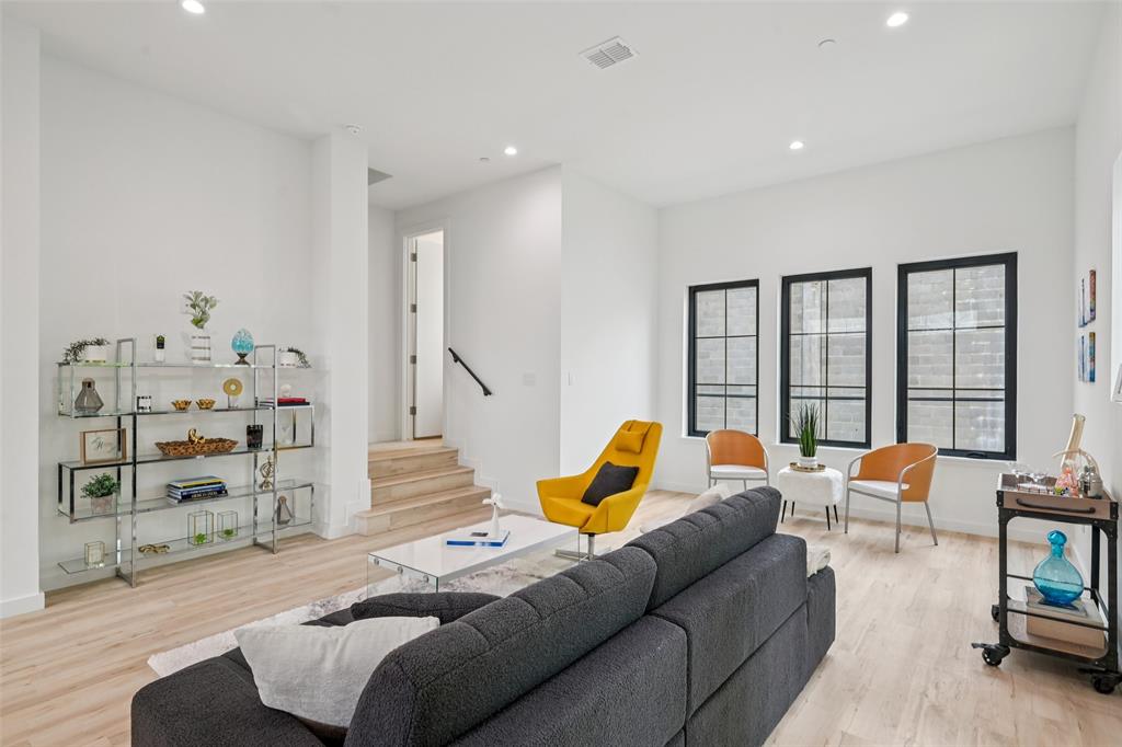 Mirar at the Cedars - Residential