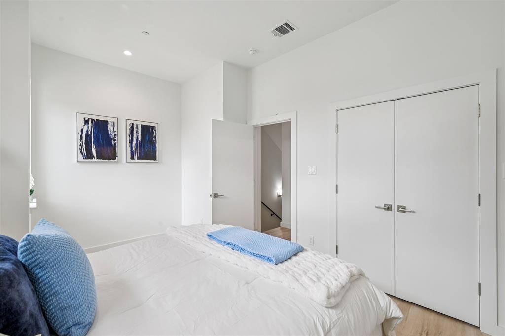 Mirar at the Cedars - Residential