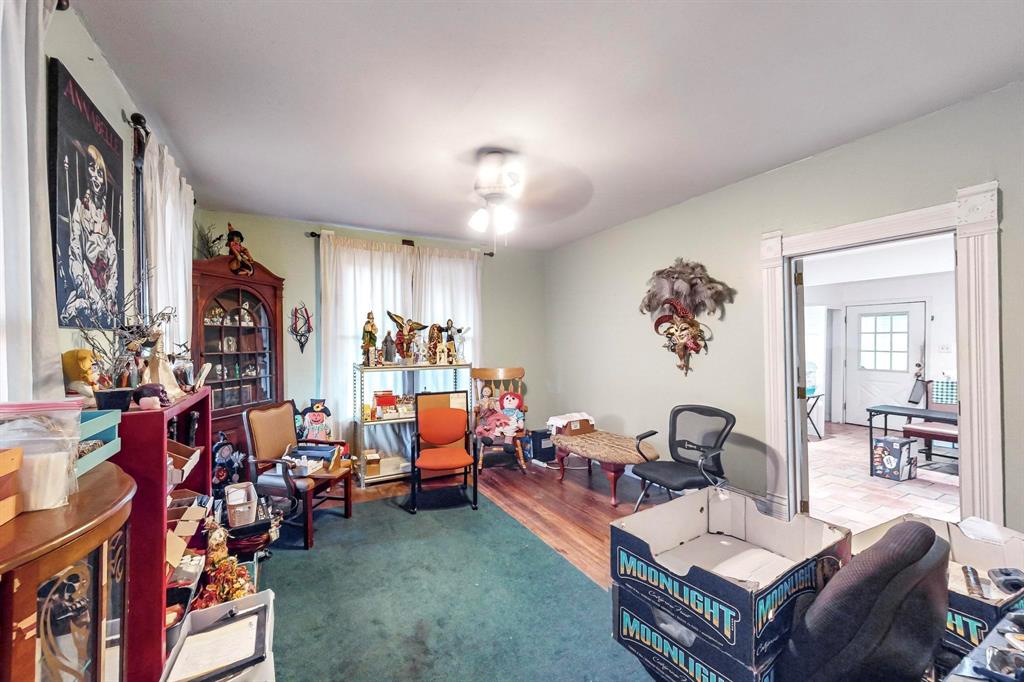 Travis College Hill - Residential