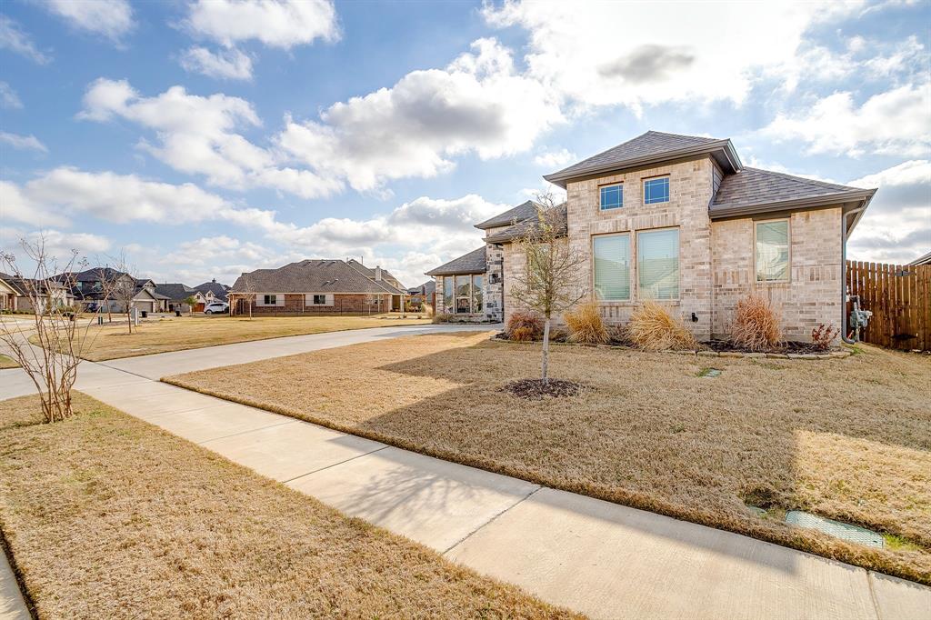 2729 Ben Thomas Street