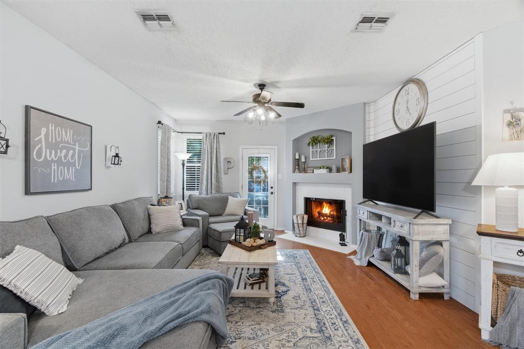 7804 Seven Oaks Lane