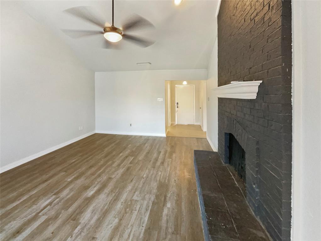 1127 Southwestern Drive