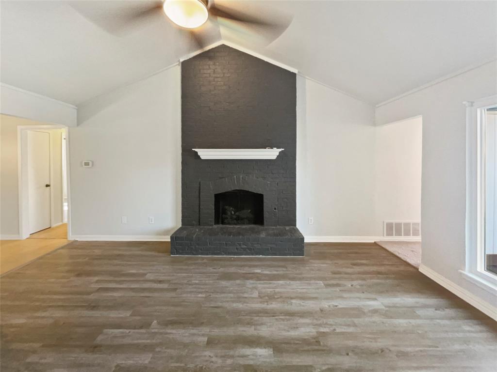 1127 Southwestern Drive