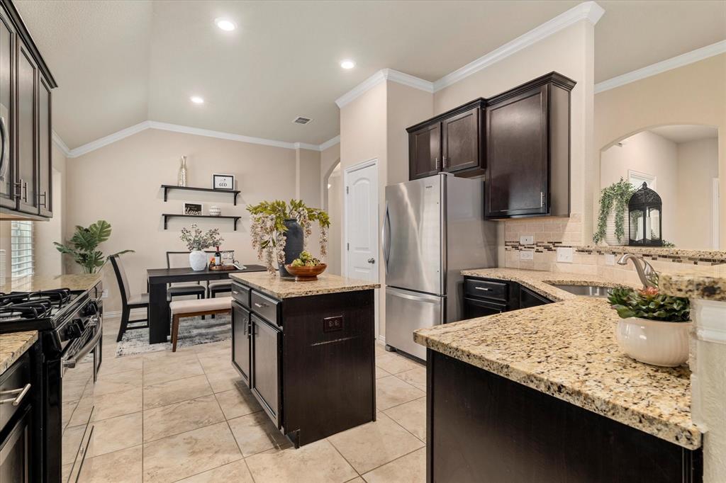 2413 Austin Lane