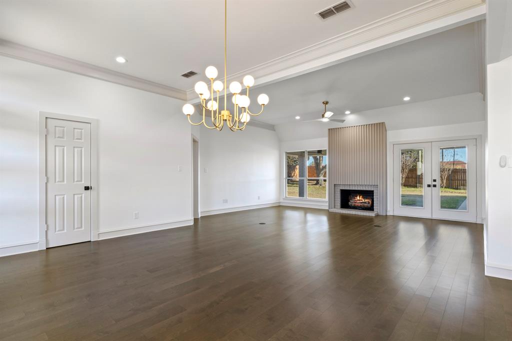 Country Club Estates II - Residential