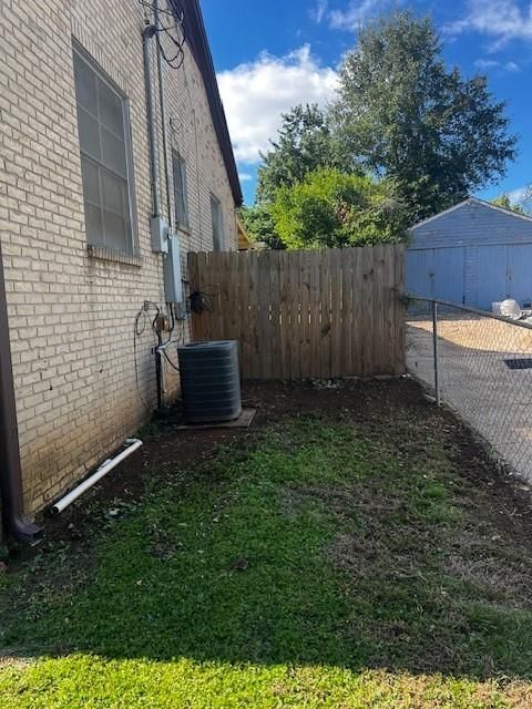 Tiny photo for 4156 Southern Avenue, Shreveport, LA 71106 (MLS # 21100652)