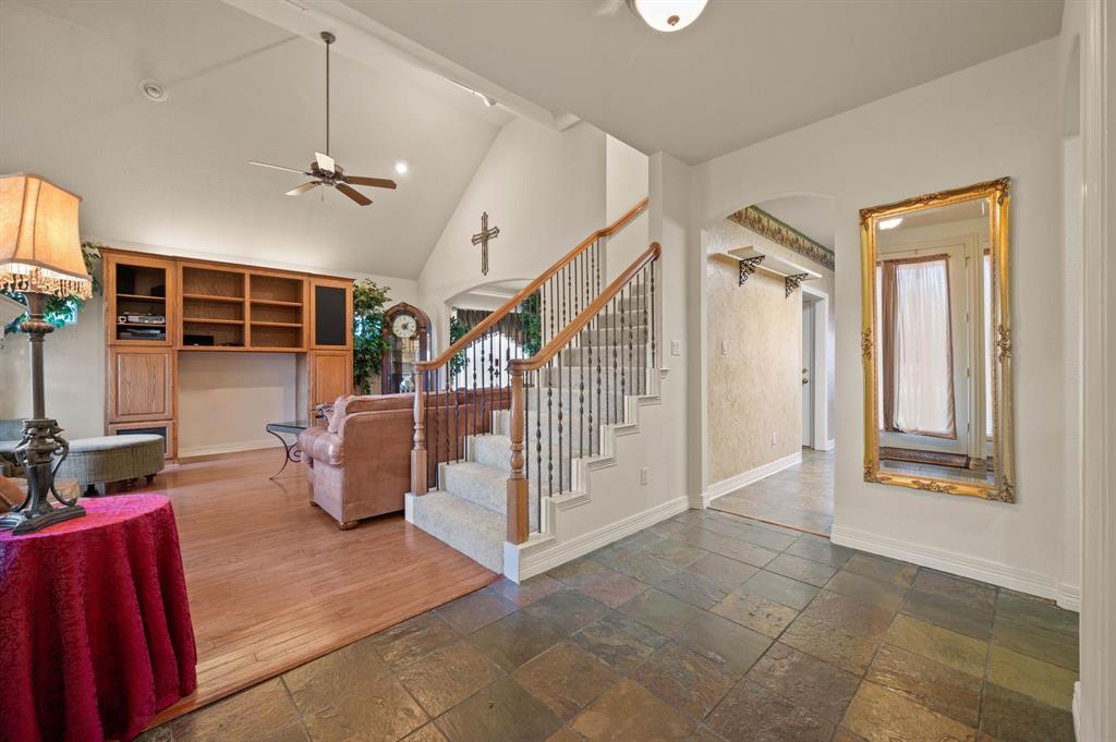 2828 Chelsea Lane