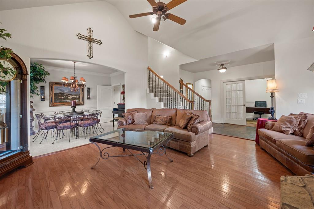 2828 Chelsea Lane