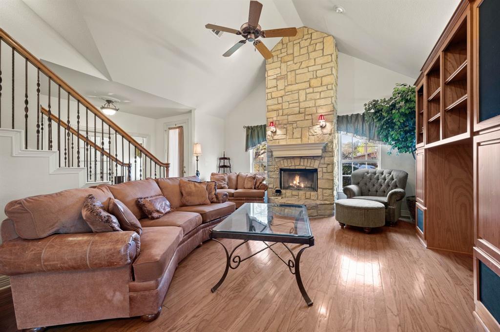 2828 Chelsea Lane