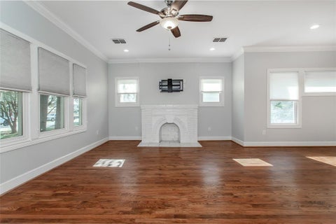 Tiny photo for 5327 Worth Street, Dallas, TX 75214 (MLS # 21396281)