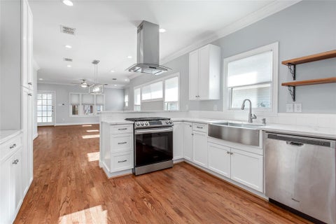 Tiny photo for 5327 Worth Street, Dallas, TX 75214 (MLS # 21396281)