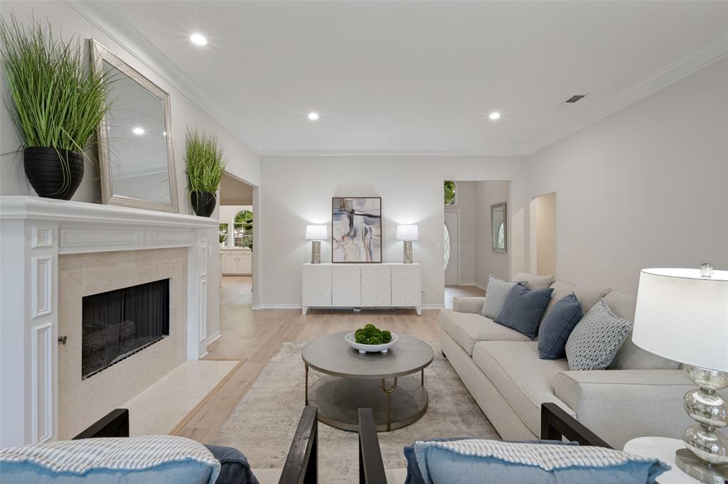 4420 Barwyn Lane