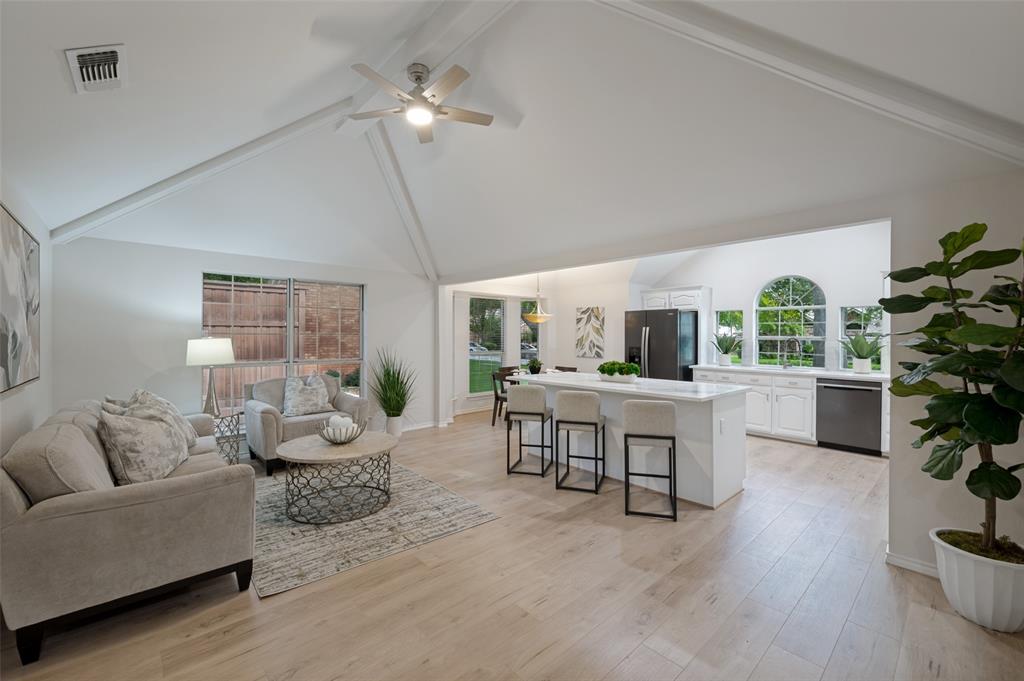 4420 Barwyn Lane