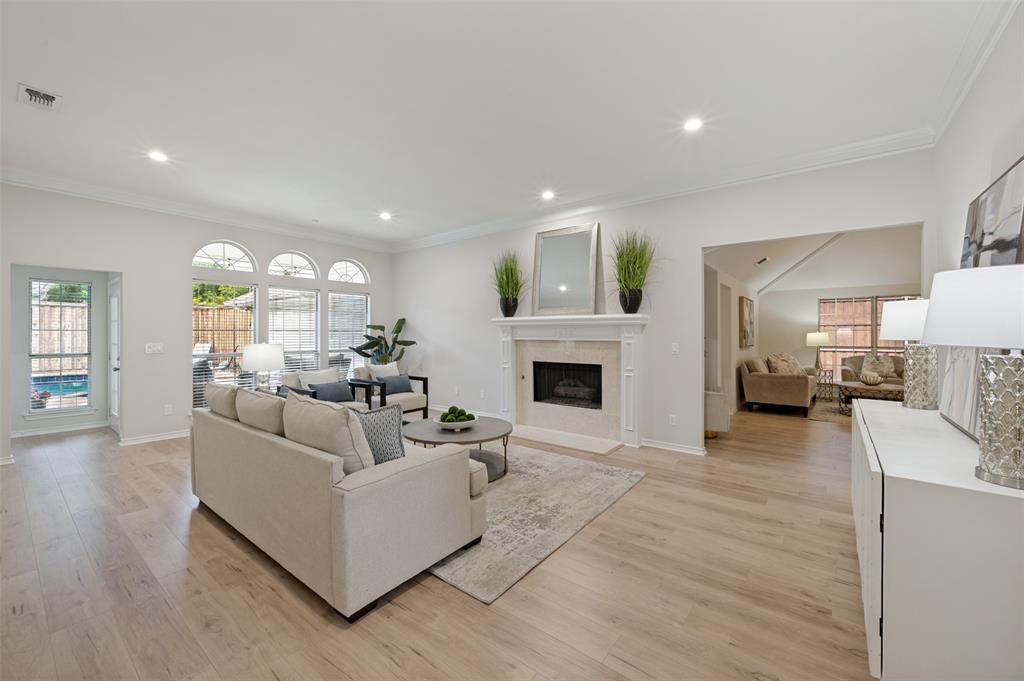 4420 Barwyn Lane