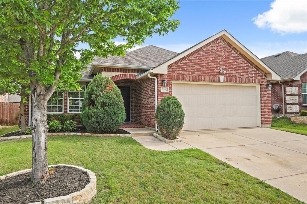 2352 Clairborne Drive