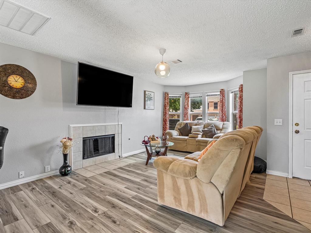 8513 Horse Whisper Lane