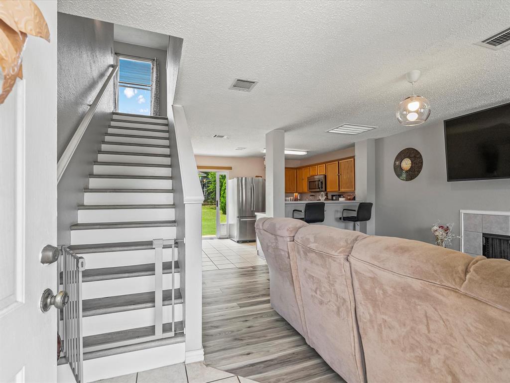 8513 Horse Whisper Lane