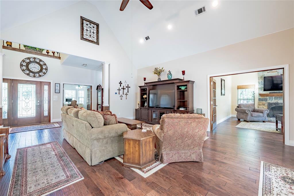 7811 Angelina Drive