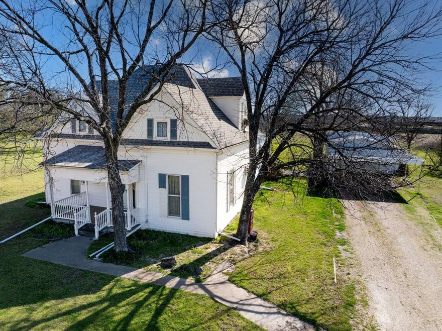 Welcome to this charming vintage farmhouse, a true testament to timeless character and Southern warmth. Nestled at the end of a peaceful street, this 4 bedroom, 2.5 bathroom home offers the perfect blend of historic charm and modern convenience, all set on a generous 4.32 acre lot. With its classic architectural details and cozy, inviting atmosphere, this property provides a unique opportunity to own a piece of history.
The spacious living areas are filled with natural light, offering a warm and welcoming environment. The kitchen is functional and ideal for preparing meals for family and friends, while each of the four bedrooms provides comfort and character. The master suite features its own private bath, and the additional bathrooms are updated to maintain the home’s rustic charm.
Outside, you’ll appreciate the vast expanse of land, providing ample space for outdoor activities, gardening, or simply enjoying the tranquility of rural living. The property includes a detached garage with plenty of room for storage or hobbies, as well as a covered carport for added convenience. Whether you’re a car enthusiast or need space for projects, this setup is perfect.
Located with easy and quick access to I30, this farmhouse offers the best of both worlds, secluded country living with the convenience of city amenities just a short drive away. With its rich history, spacious grounds, and peaceful location, this vintage farmhouse is more than just a home, it’s a piece of history waiting to be cherished for years to come. Don't miss the chance to make it yours and enjoy the comfort and peace of modern living while embracing the past.