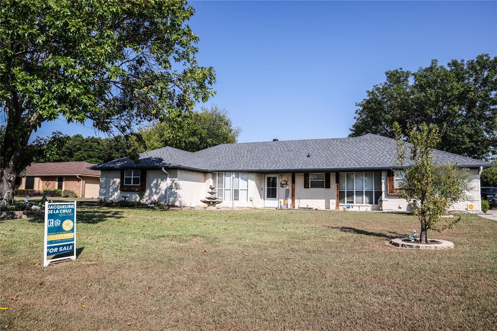 404 Meadow Creek Drive