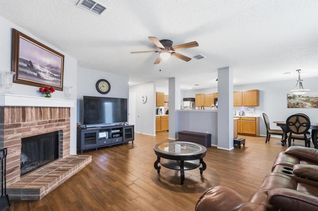 1528 Fieldstone Drive