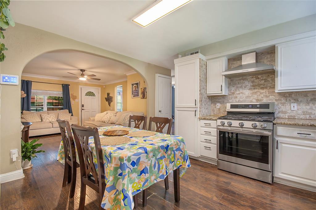 2204 Anita Drive