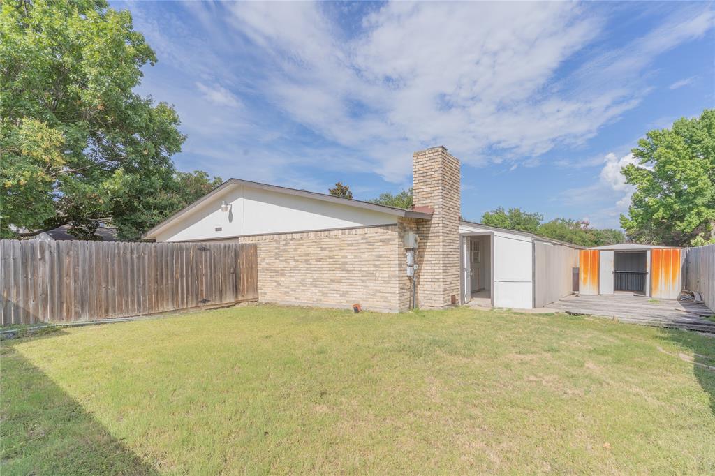 Oaks 04 - Residential Lease