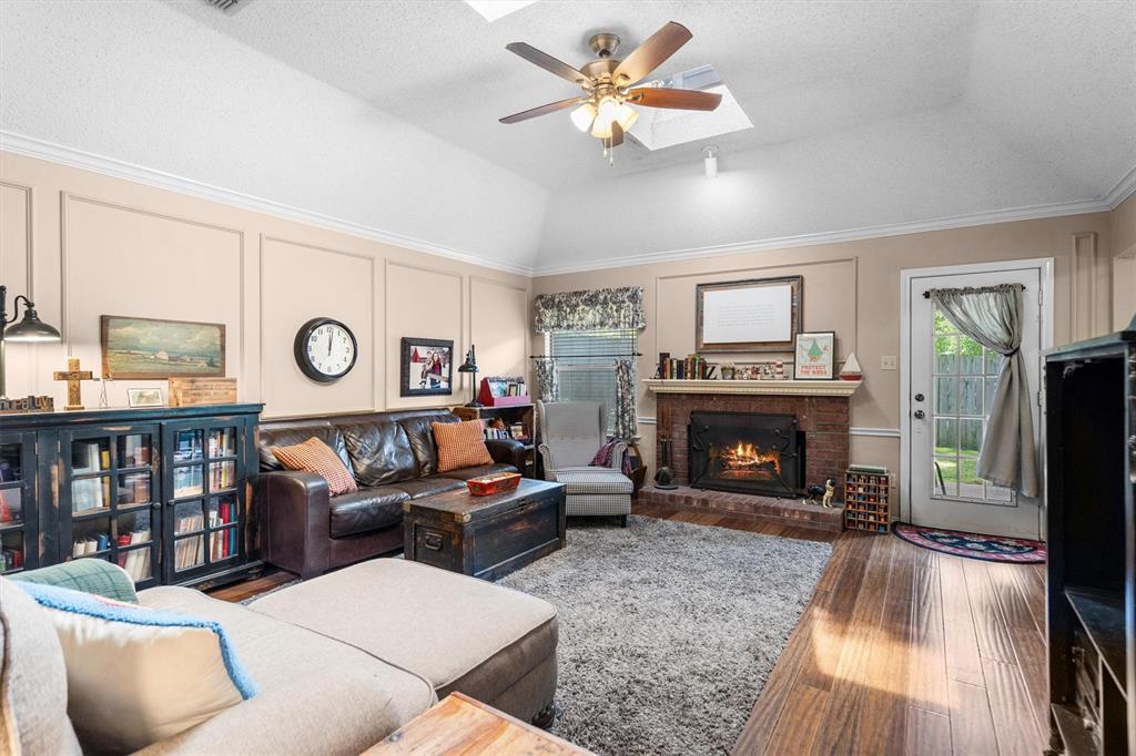 1213 Circle View Court