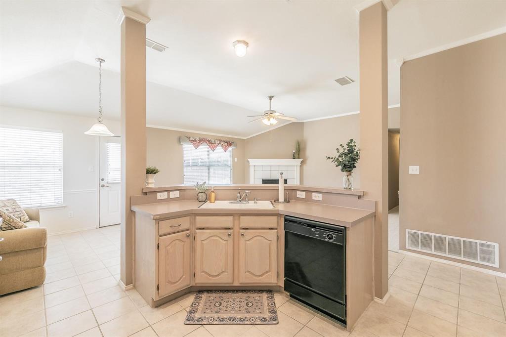 Hulen Meadow Add - Residential Lease