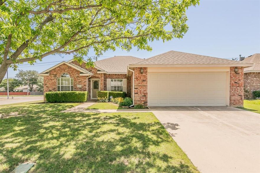 Welcome to this inviting 4-bedroom, 2-bathroom home in the highly sought-after Summer Creek Ranch community of Fort Worth. This property offers a thoughtful open-concept layout, perfect for both daily living and entertaining. The kitchen features ample counter space, cabinetry for storage, and a sunny breakfast nook that flows easily into the dining and family room. The spacious living area is filled with natural light, creating a warm and welcoming atmosphere. The primary suite is privately tucked away, offering a walk-in closet, vanity with double sink, garden tub and walk-in shower. Three additional bedrooms provide plenty of flexibility for family, guests, or a home office. Step outside to a large, fenced backyard, ideal for relaxing, entertaining, or playtime. With convenient access to shopping, dining, schools, and major highways.