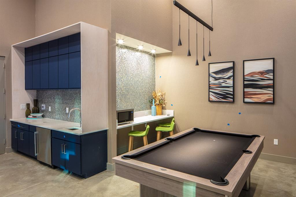 O T Roanoke - Residential Lease